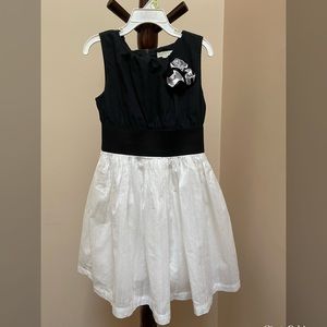 Children’s Place Black & White Dress!